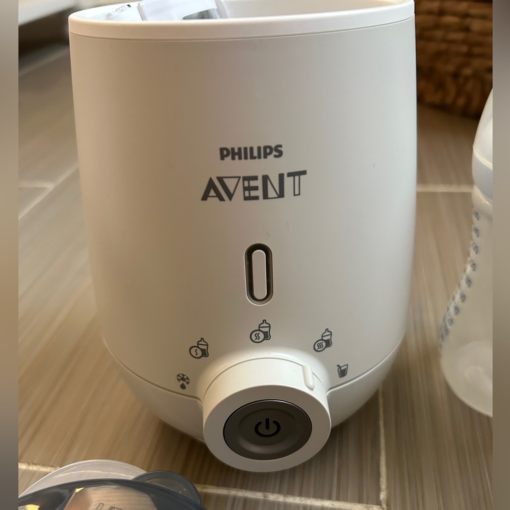 “Philips Avent” White Bottle Warmer